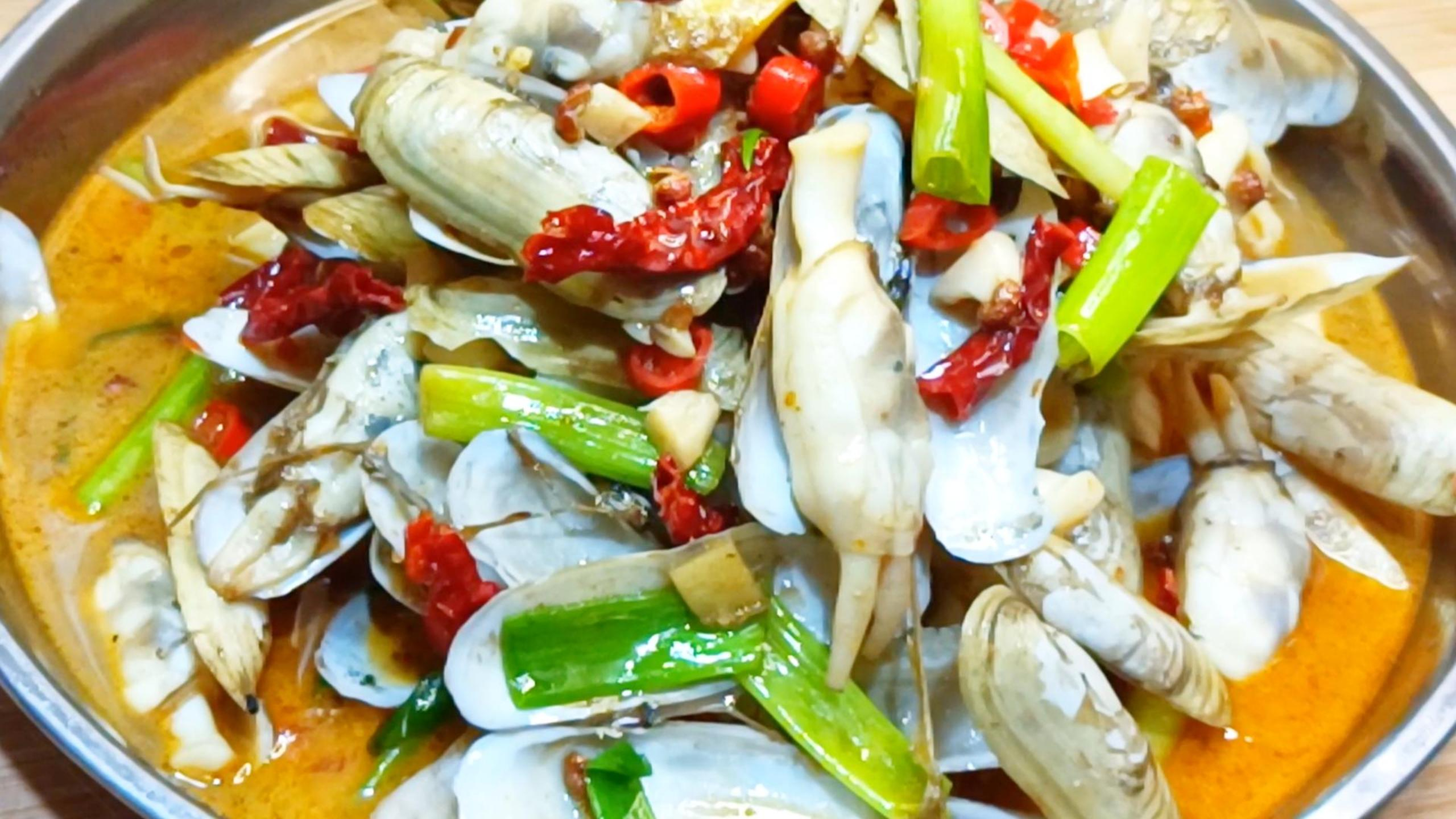 爆炒香辣蛏子,鲜香美味!