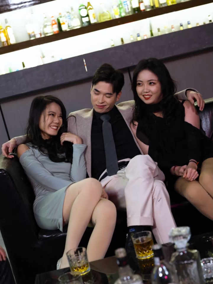 我的美女战神老婆 56