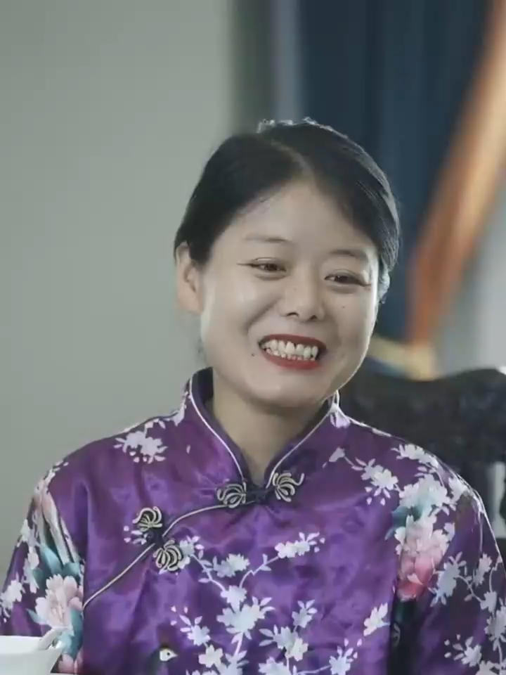 88集,宋康送韩若雪订婚戒指,韩若雪不愿意和宋康订婚