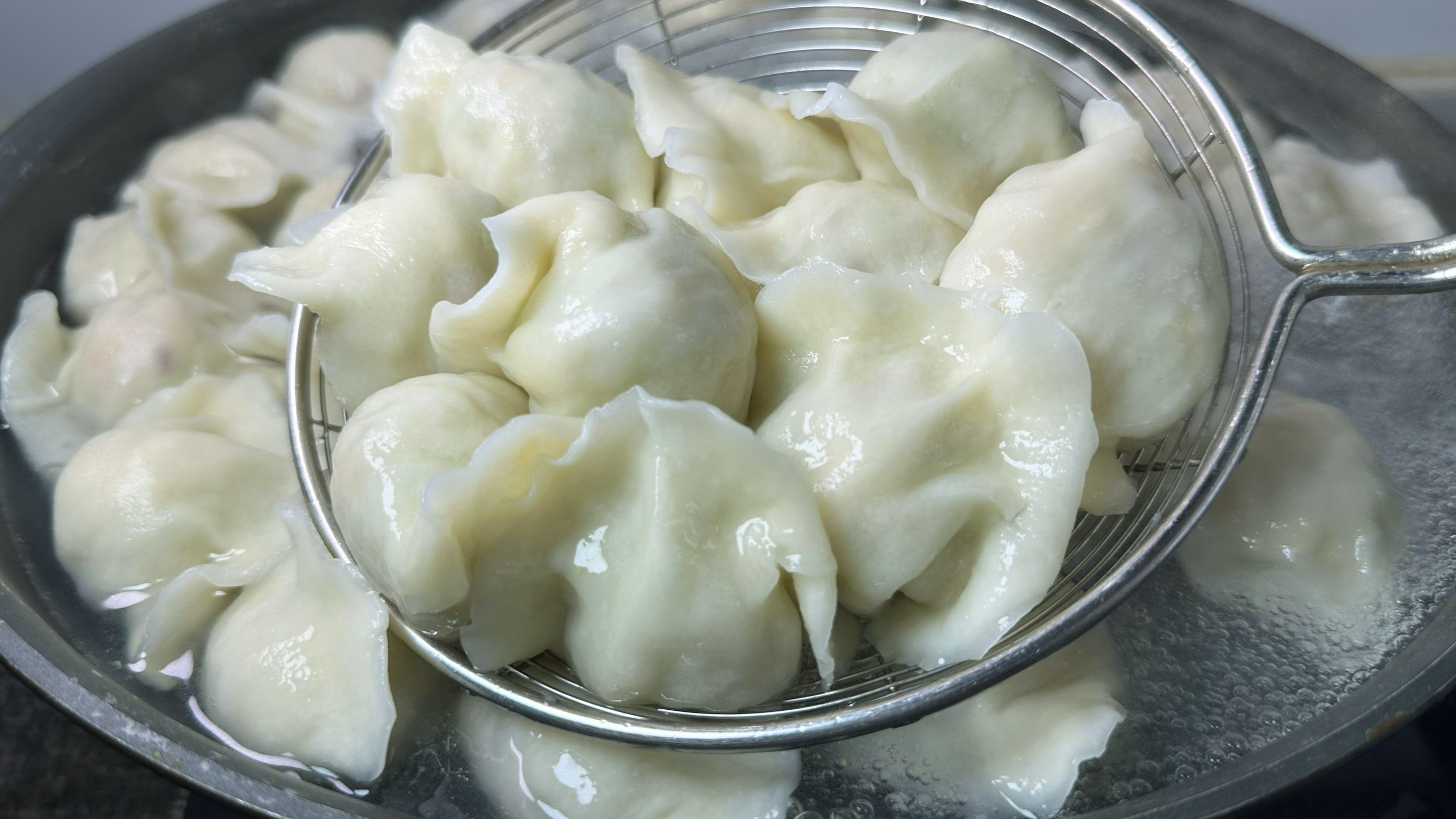 立秋后多吃这素馅饺子,教你调馅方法,5块钱一大锅,营养又解馋