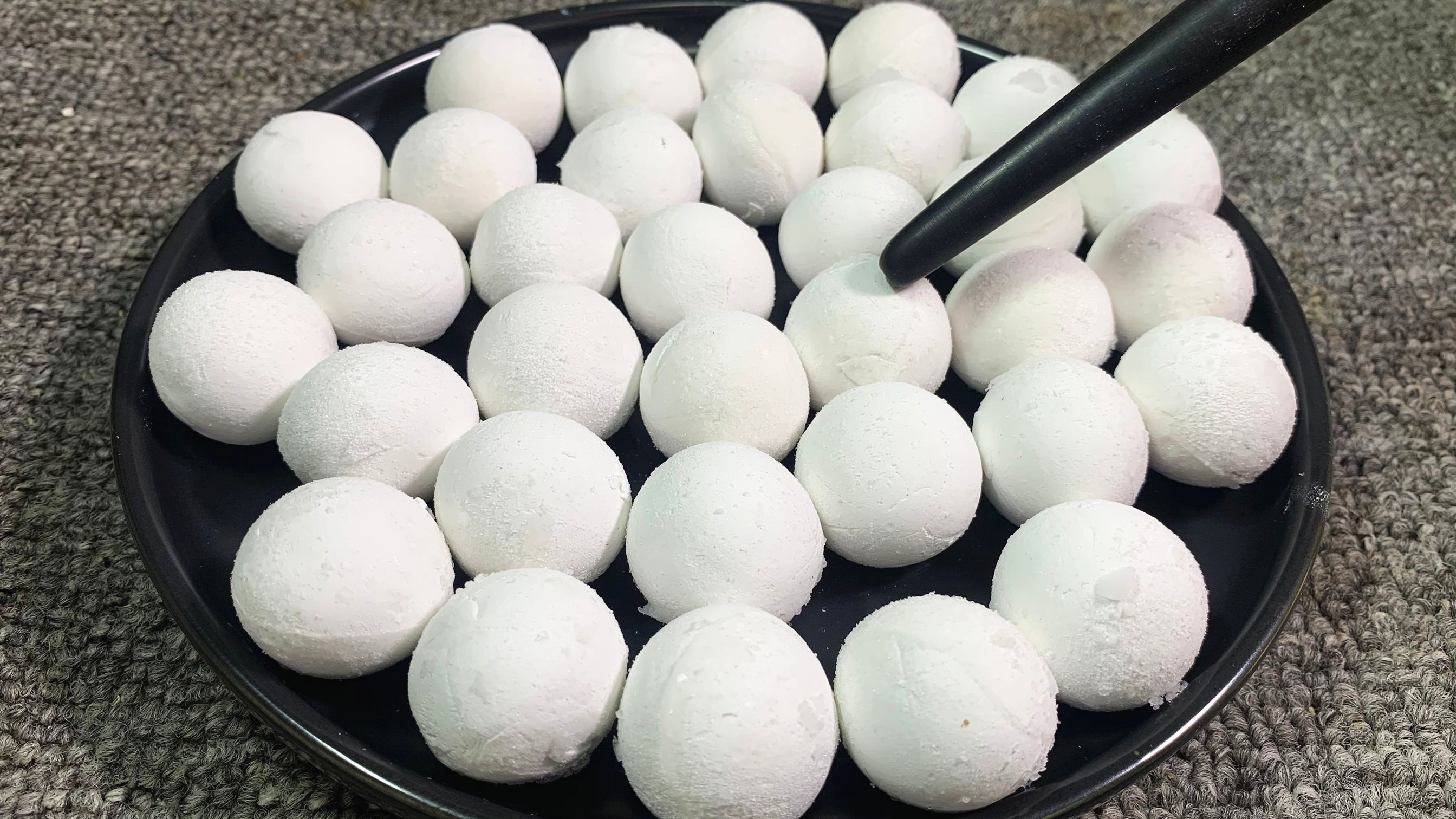 煮汤圆时,切记不要直接下锅煮,教你一招,汤圆不破皮不露馅