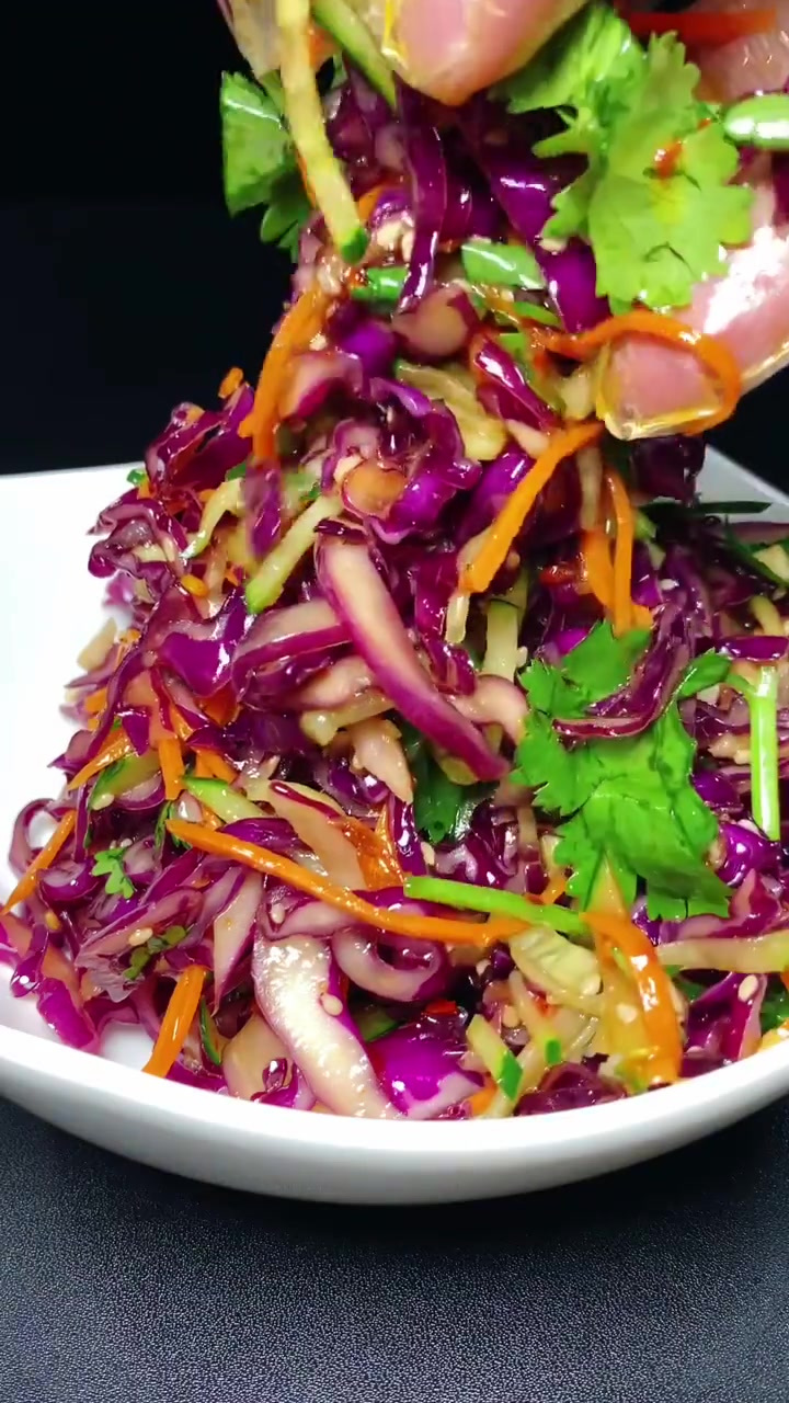 零厨艺教程:凉拌紫包菜