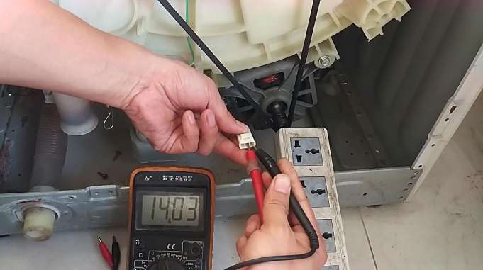 如何选购洗衣机排水阀 9458da50c00c0bf3acf5302f7a72c521.jpeg@s_2,w_681,h_381,q_100