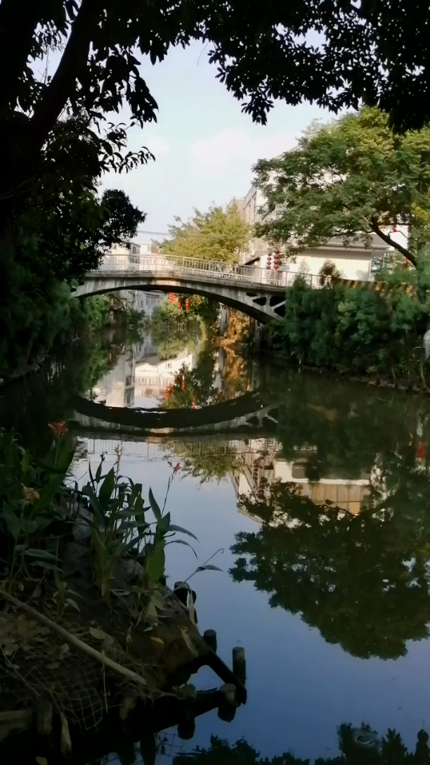 佛山顺德也是水乡,我多年前去过的勒流黄连村,小河老屋还在哦