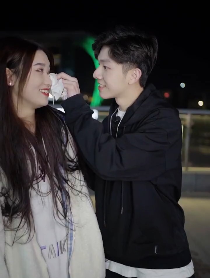 小奶狗在线配对美丽的小姐姐,这样干净又会撩的男生你动没动心