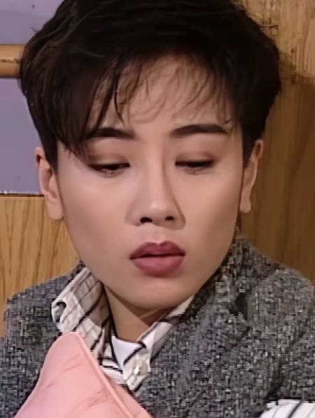 利智短发的时候,显得很干练,太美了