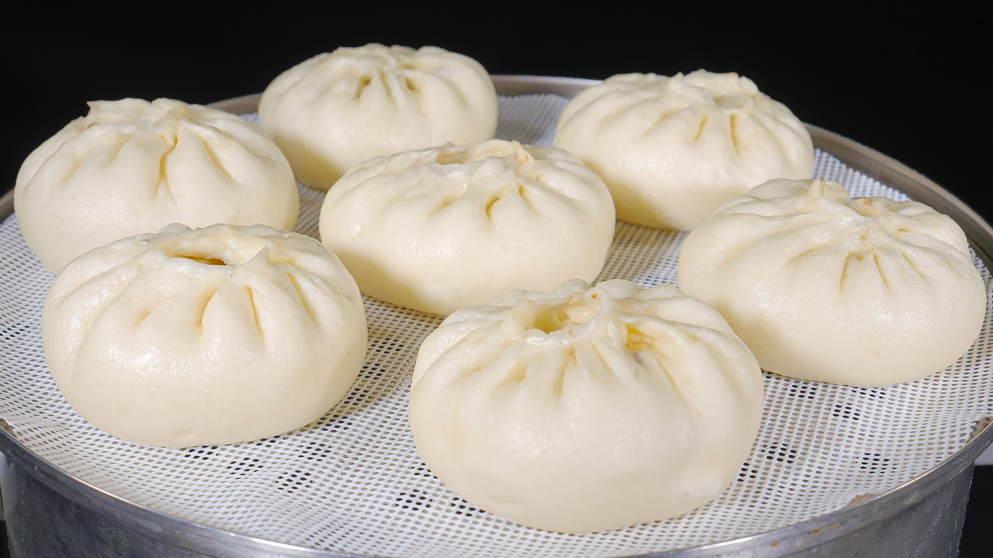 蒸包子不用发2次面，只需要20分钟，省时省力，松软好吃不塌陷