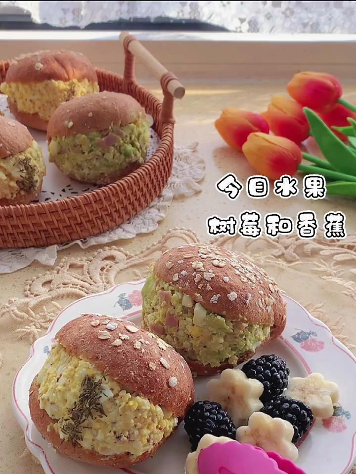 鸡蛋沙拉三明治,这次做了两种口味