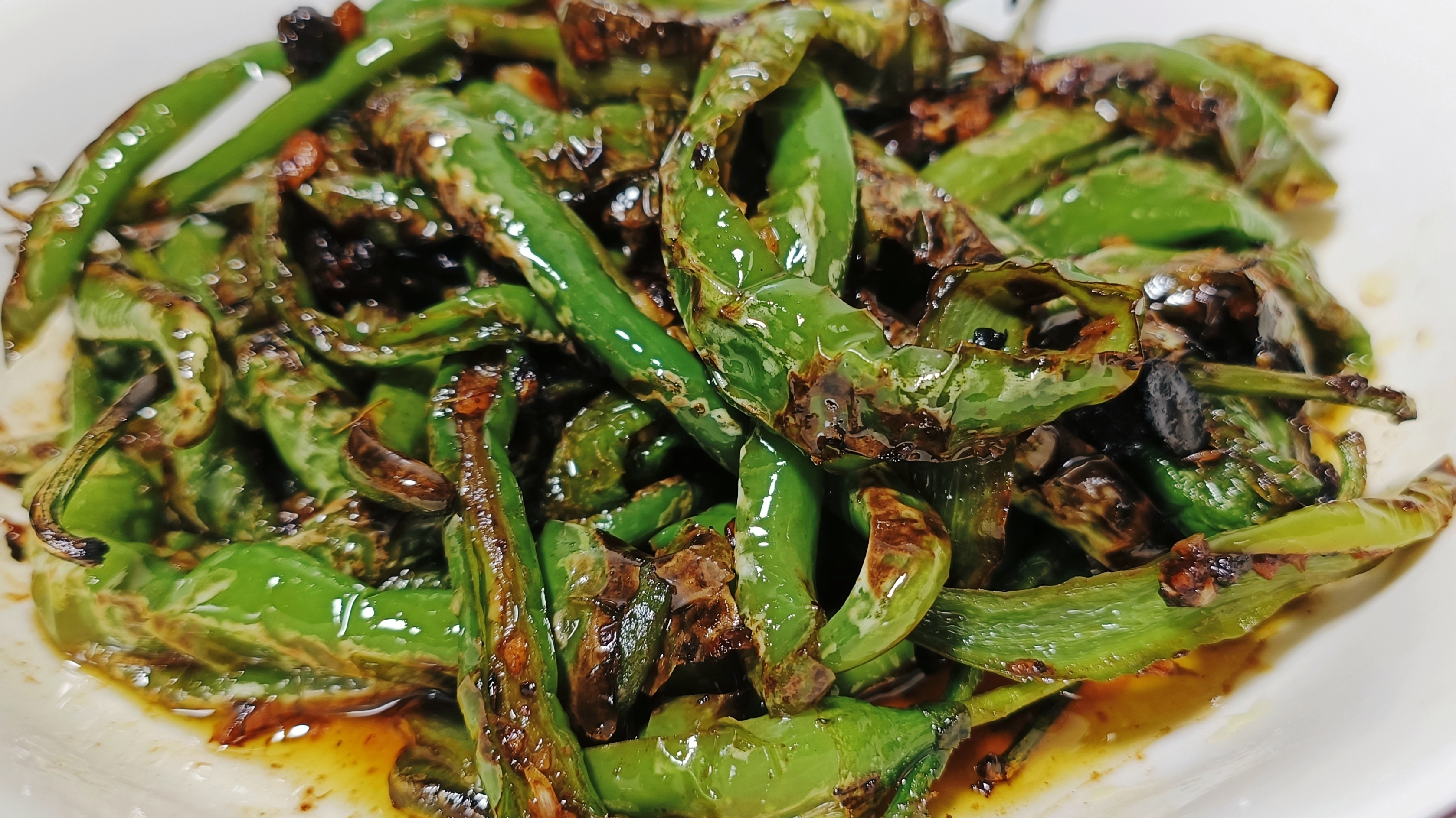 你是怎样做的虎皮辣椒?虎皮辣椒正确做法,好吃的下饭菜