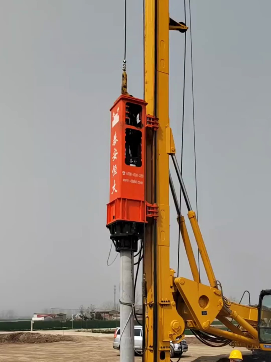 液压打桩锤 又叫液压桩锤 打桩机液压锤 液压冲击锤