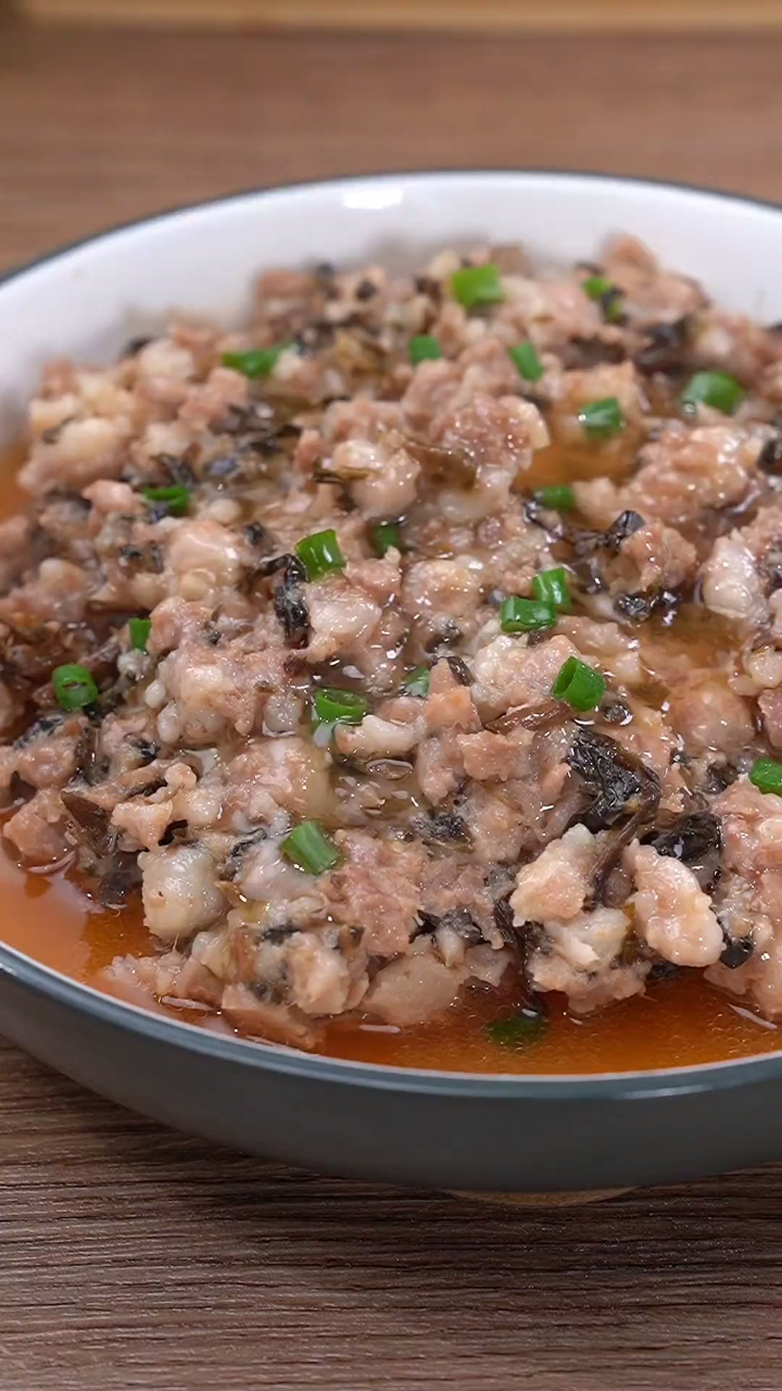 梅菜蒸肉饼,广东家婆最爱做的家常菜,简单好吃又下饭-度小视