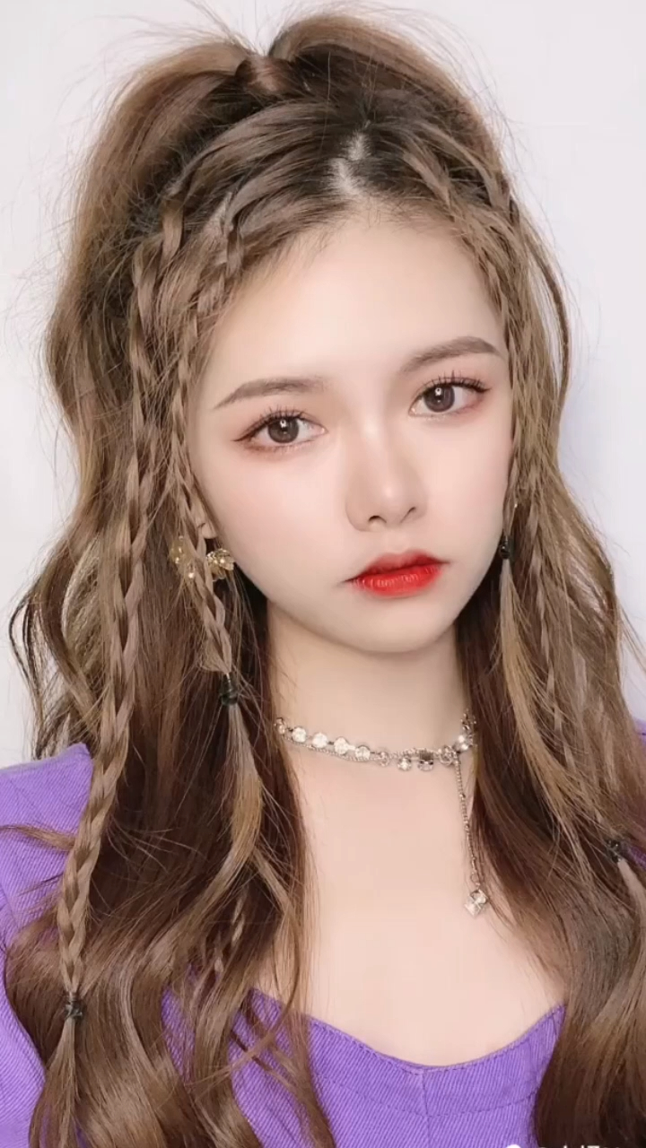 蓬松高颅顶财阀女主角编发御姐感十足