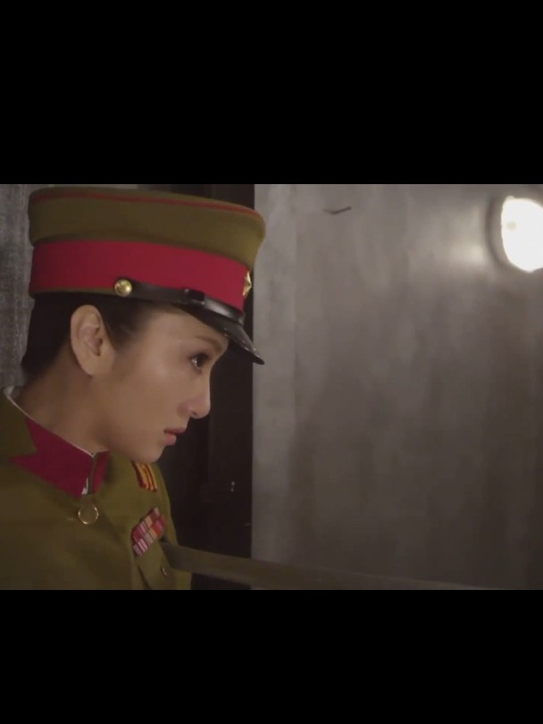 猛兽列车:女人自信刀法无敌,哪料女武者武功更高!