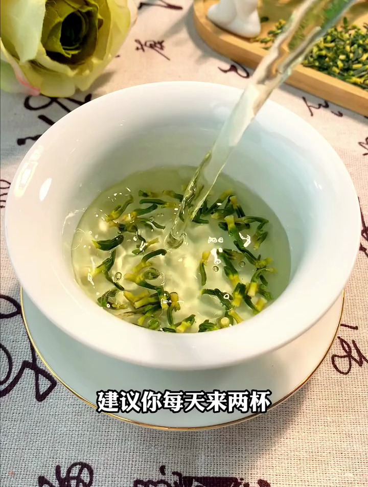 莲心茶图片