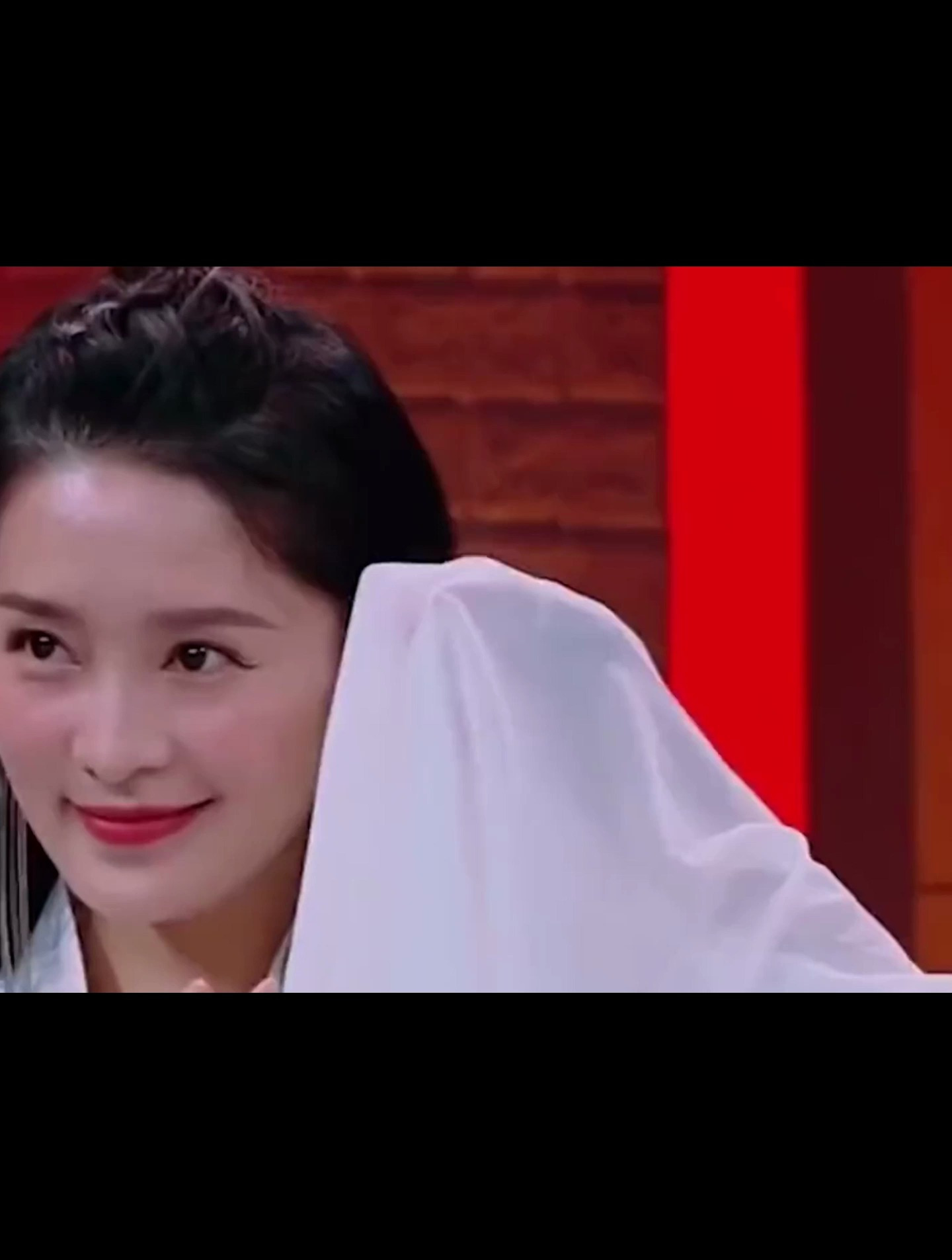 李沁:放弃做国家闺门旦传人,转身进入娱乐圈,网友:她忘恩负义