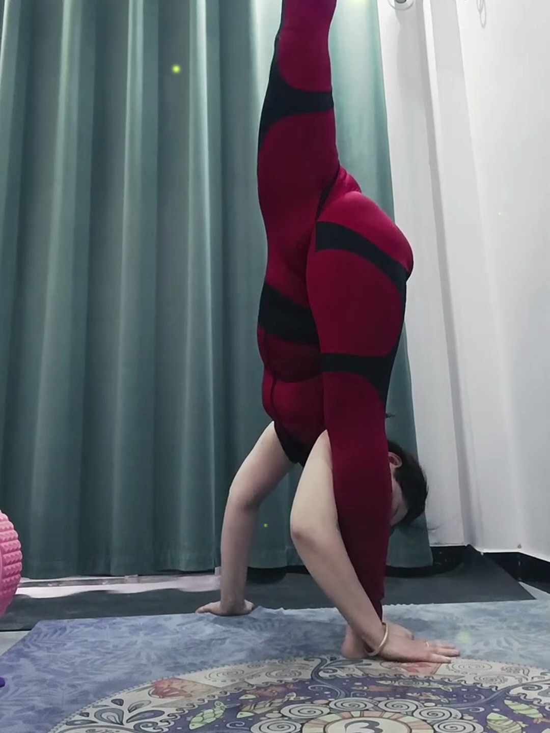 居家瑜伽,瑜伽体式!