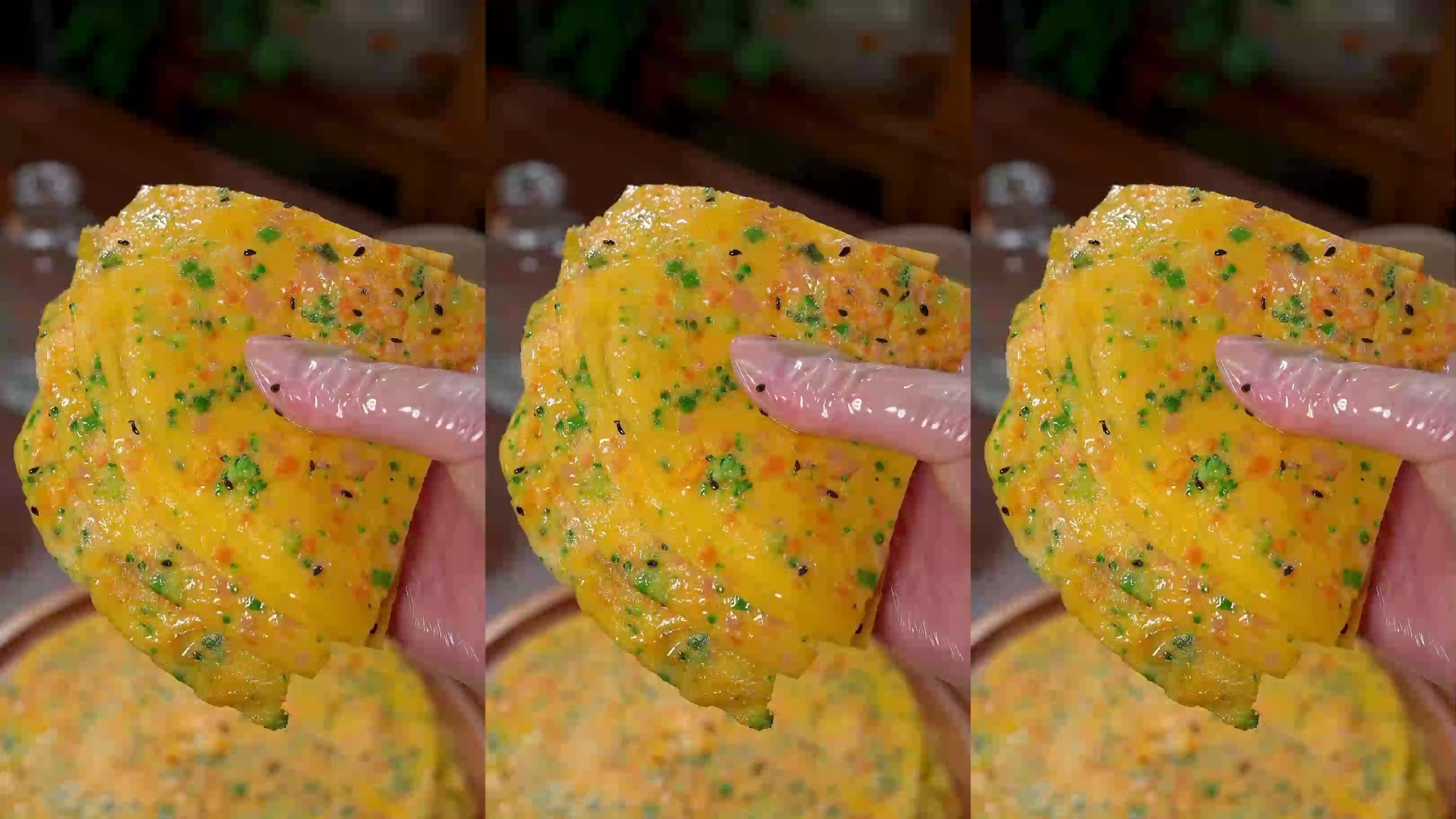 孩子早起真的很辛苦,就算工作再忙,也要做鸡蛋薄饼,好吃又营养