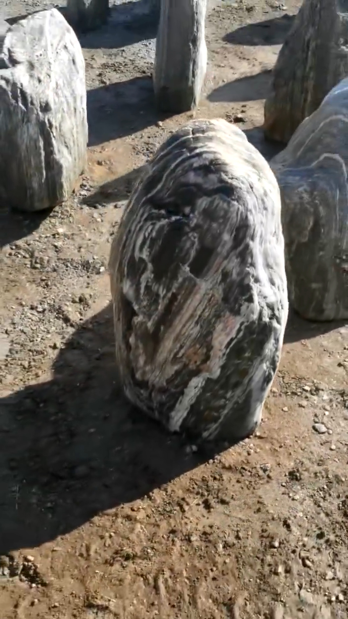 小型泰山石 河南景观石 辉县景观石 泰山石批发