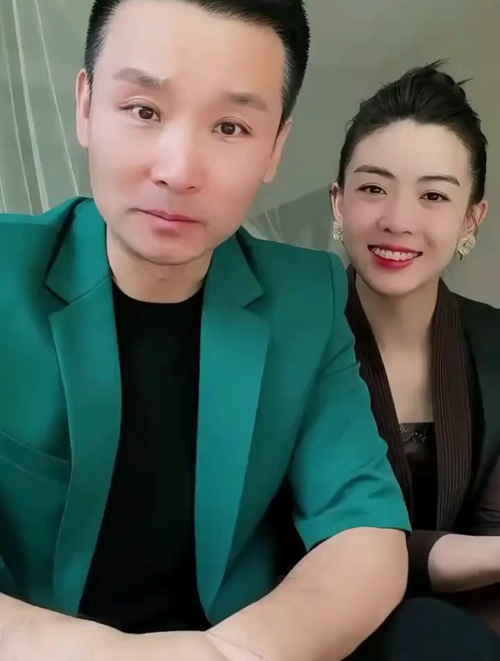 歌唱家刘和刚夫妇:最美家庭,以身作则教育孩子