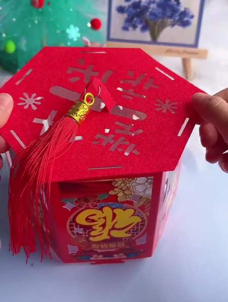 适合幼儿园小朋友自己组装的兔年灯笼来啦 亲子手工 手工灯笼-度小视