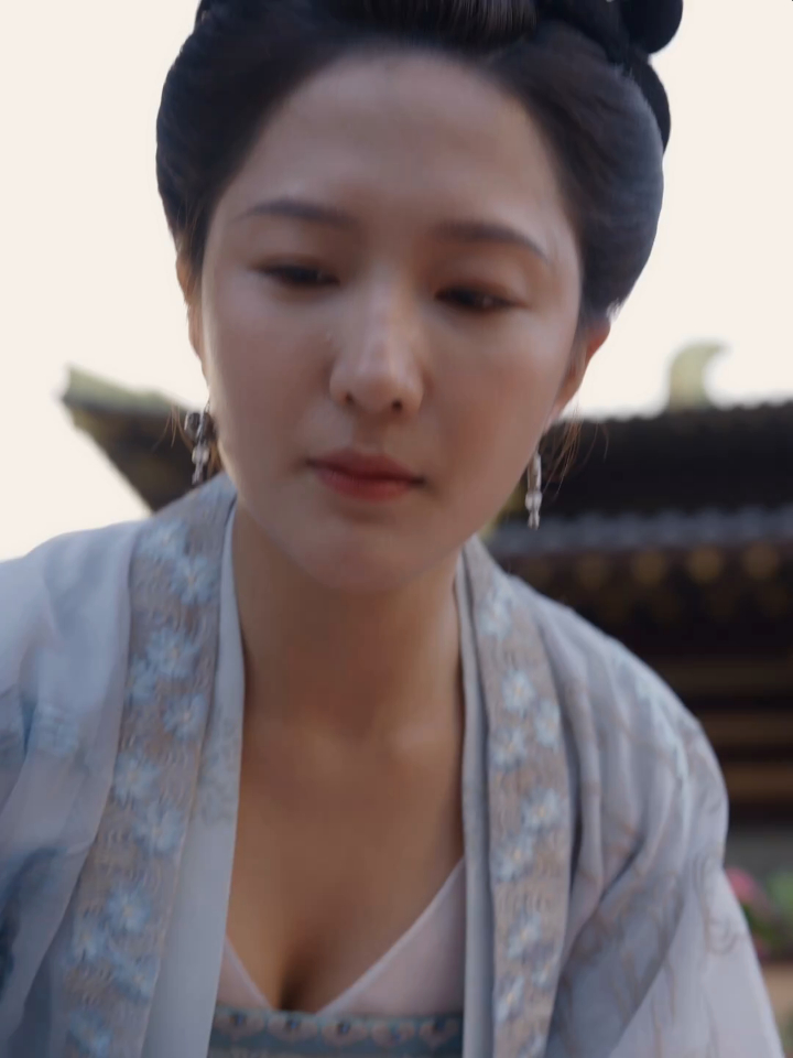 皇后的顶级日常免费版短剧