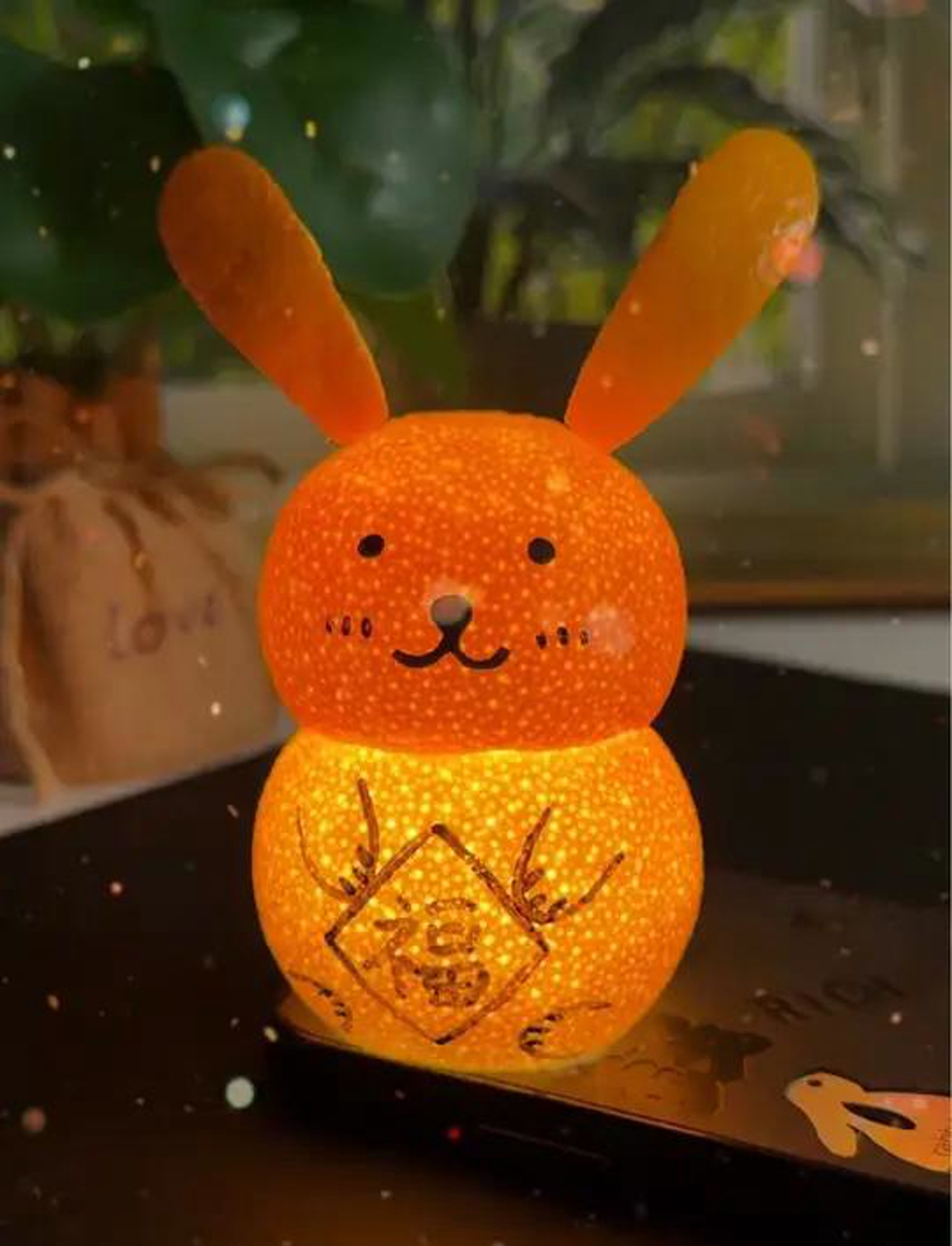 砂糖橘变萌兔灯,给孩子做个小橘灯吧