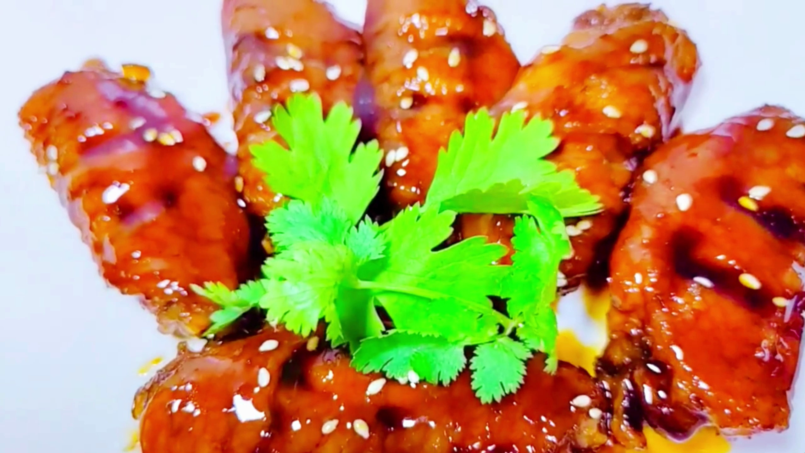 想吃可乐鸡翅在家做,肉质鲜嫩无腥味挂汁漂亮真入味,简单又解馋