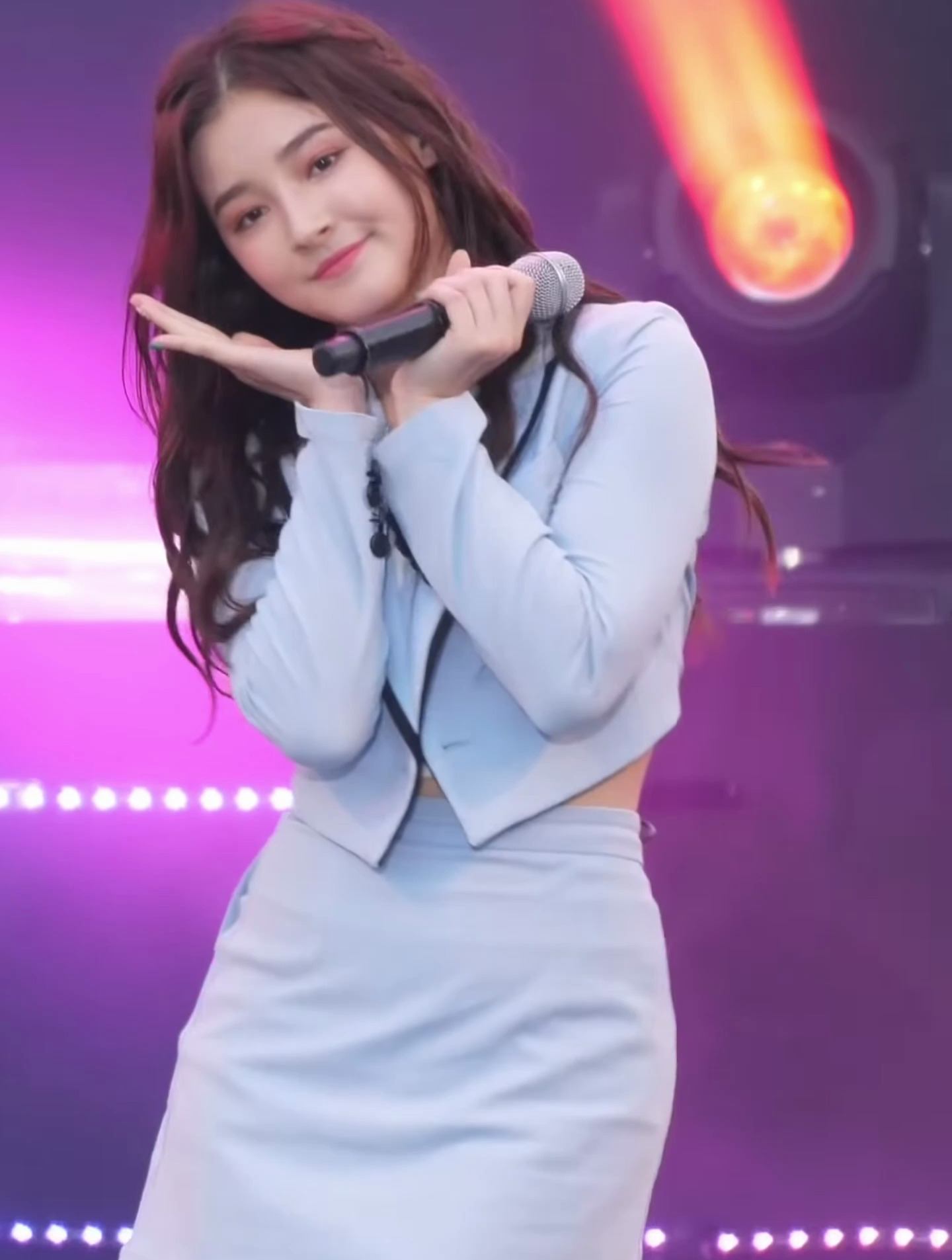 完整版|韩国女团momoland的nancy(李承利)"bboom bboom" 直拍