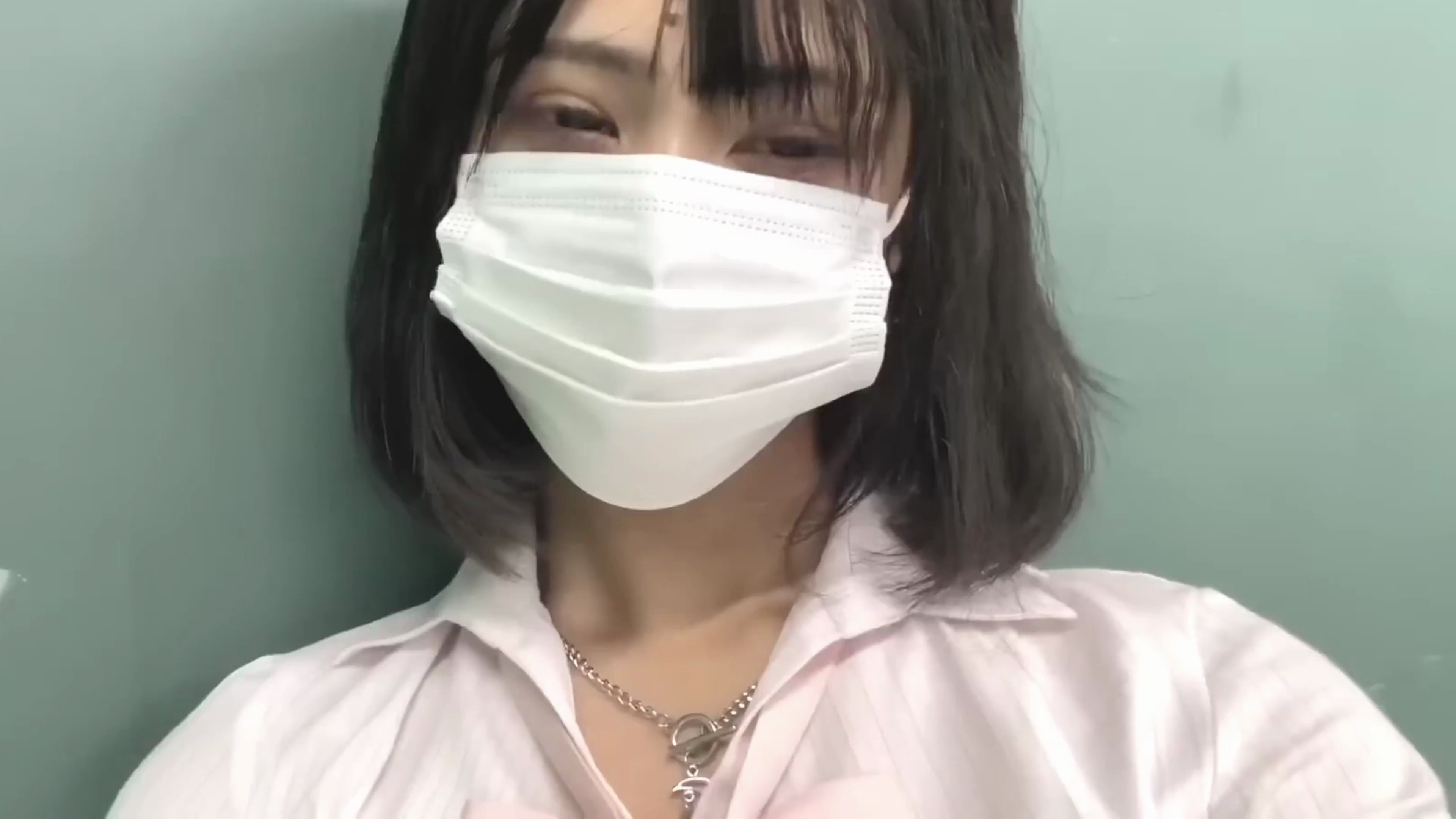 日本美女高中生,在高中学校每天只学习6个小时,简直太爽了