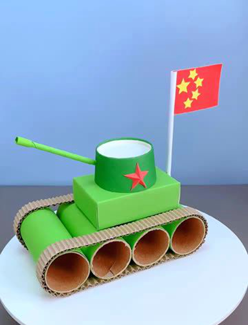 给孩子做个坦克,超简单,快保存 亲子diy 幼儿园创意手工 变废为宝