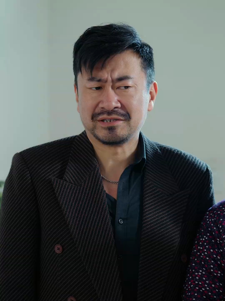 电视剧小伙收破烂成为亿万富翁(小伙收破烂亿万富翁成长记电视剧)