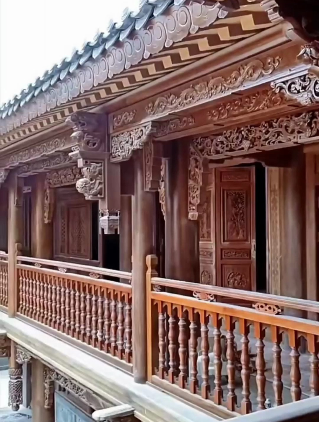 纯手工打造的木房子,堪称现代版地主富豪,可以用来传家了