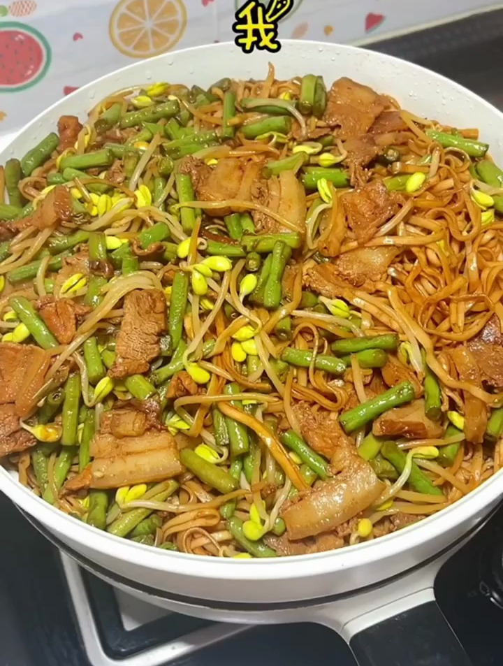 身为河南人也是第一次吃这么复杂的河南蒸卤面