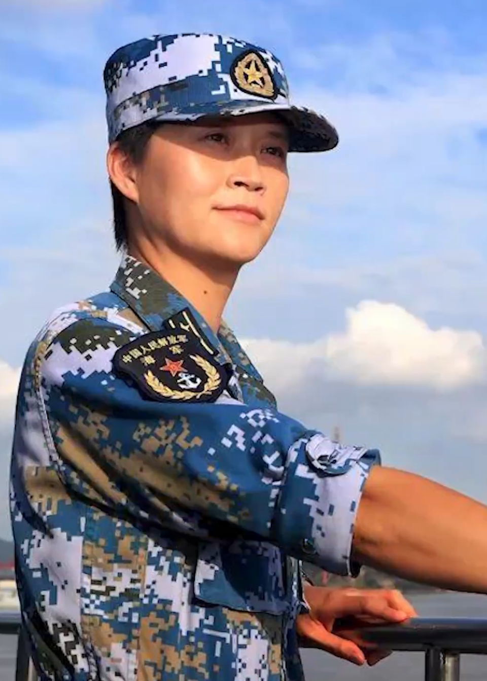 豪杰人民海军首位女舰长的价值观有多霸气