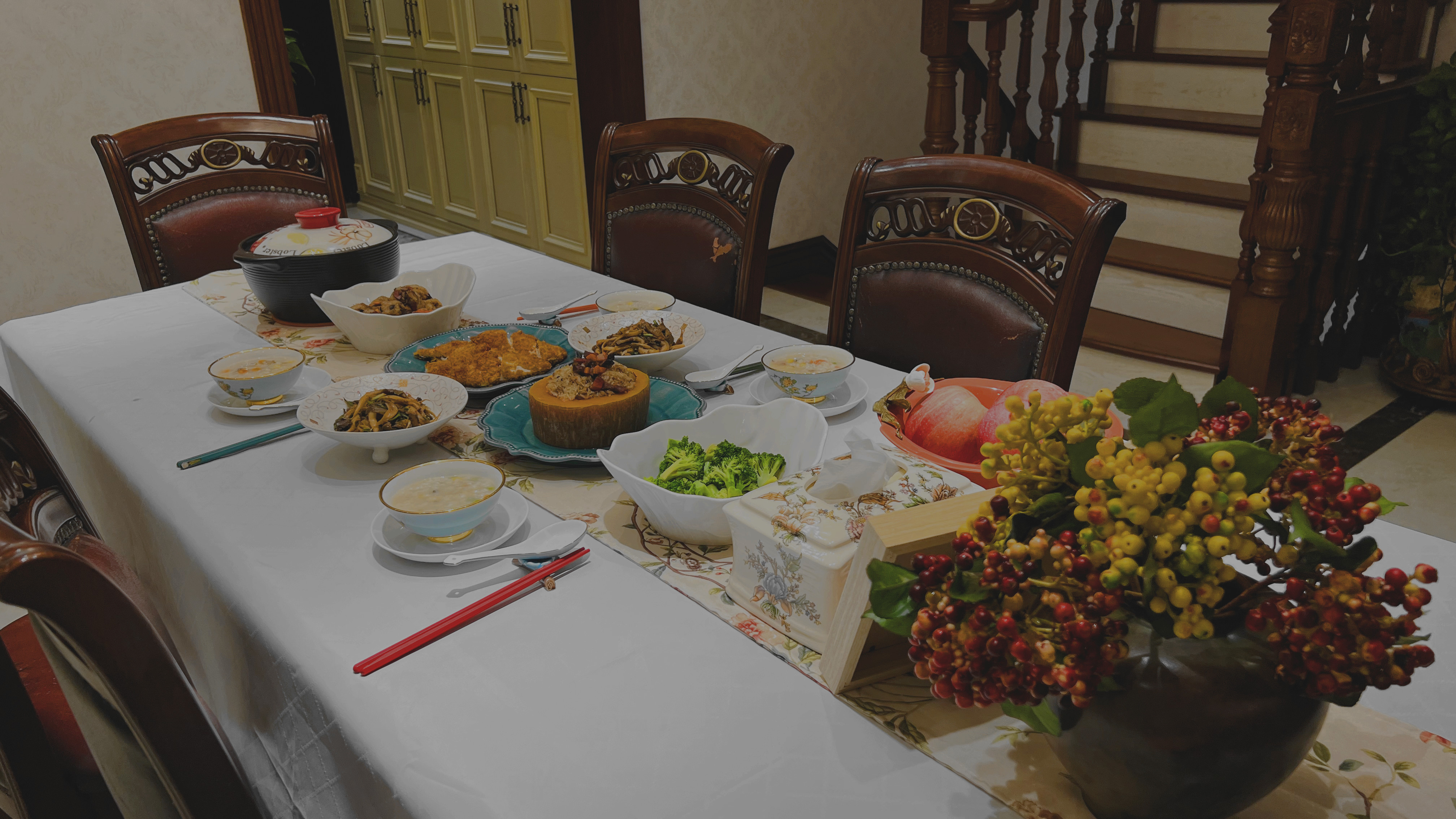 冬天里的早餐一定要热气腾腾的 做了适合当下情况的蒸菜和煮菜