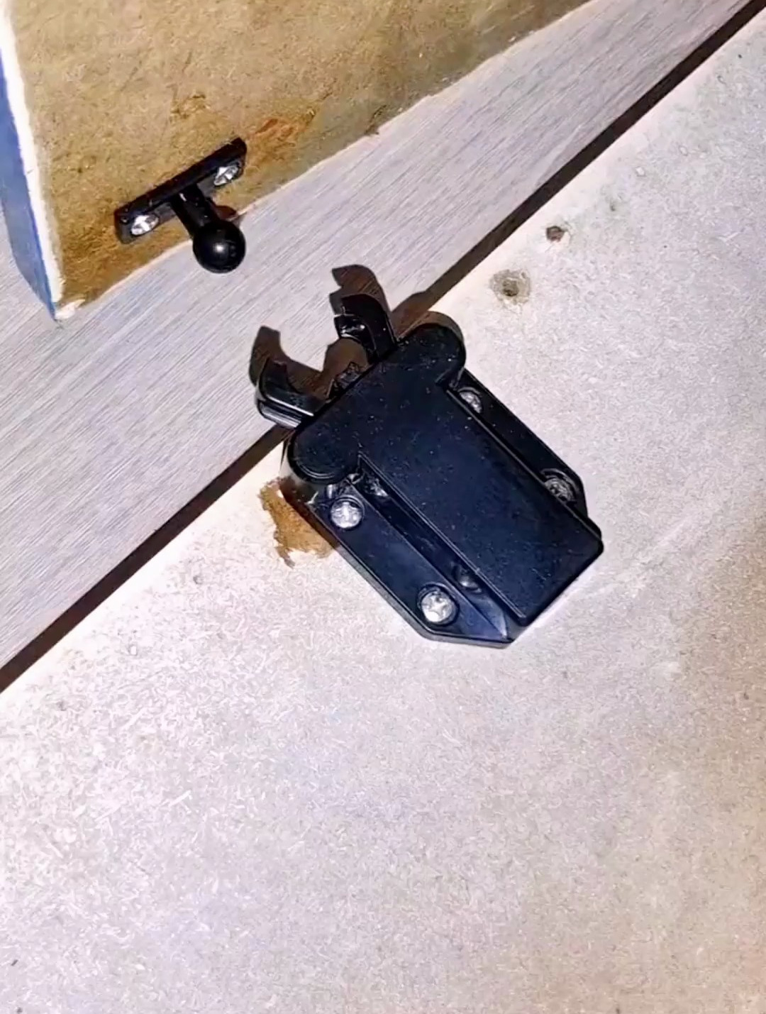 柜门按压式反弹器,你家拥有了吗?