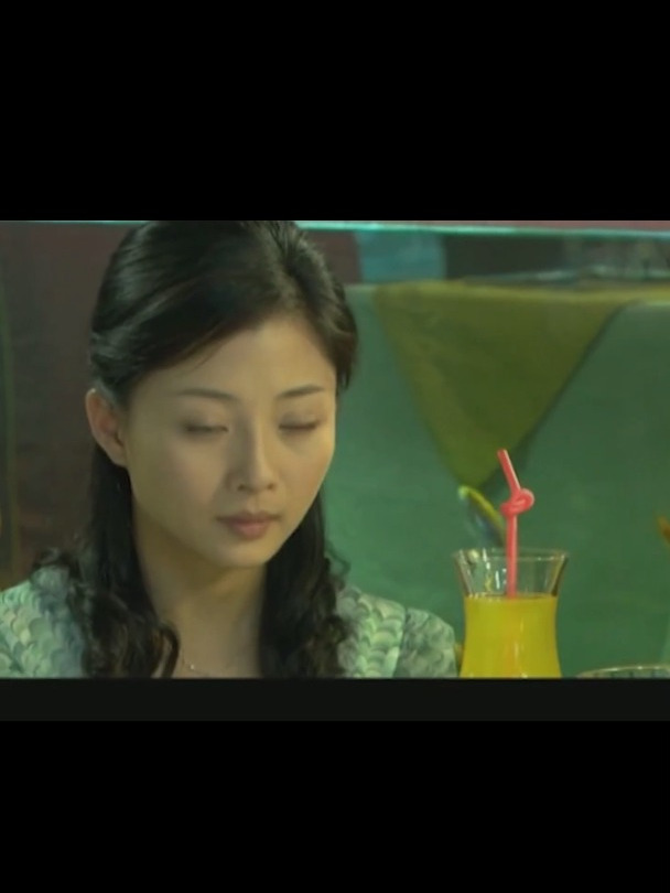 爱了散了美女带小姑子逛街一看小伙