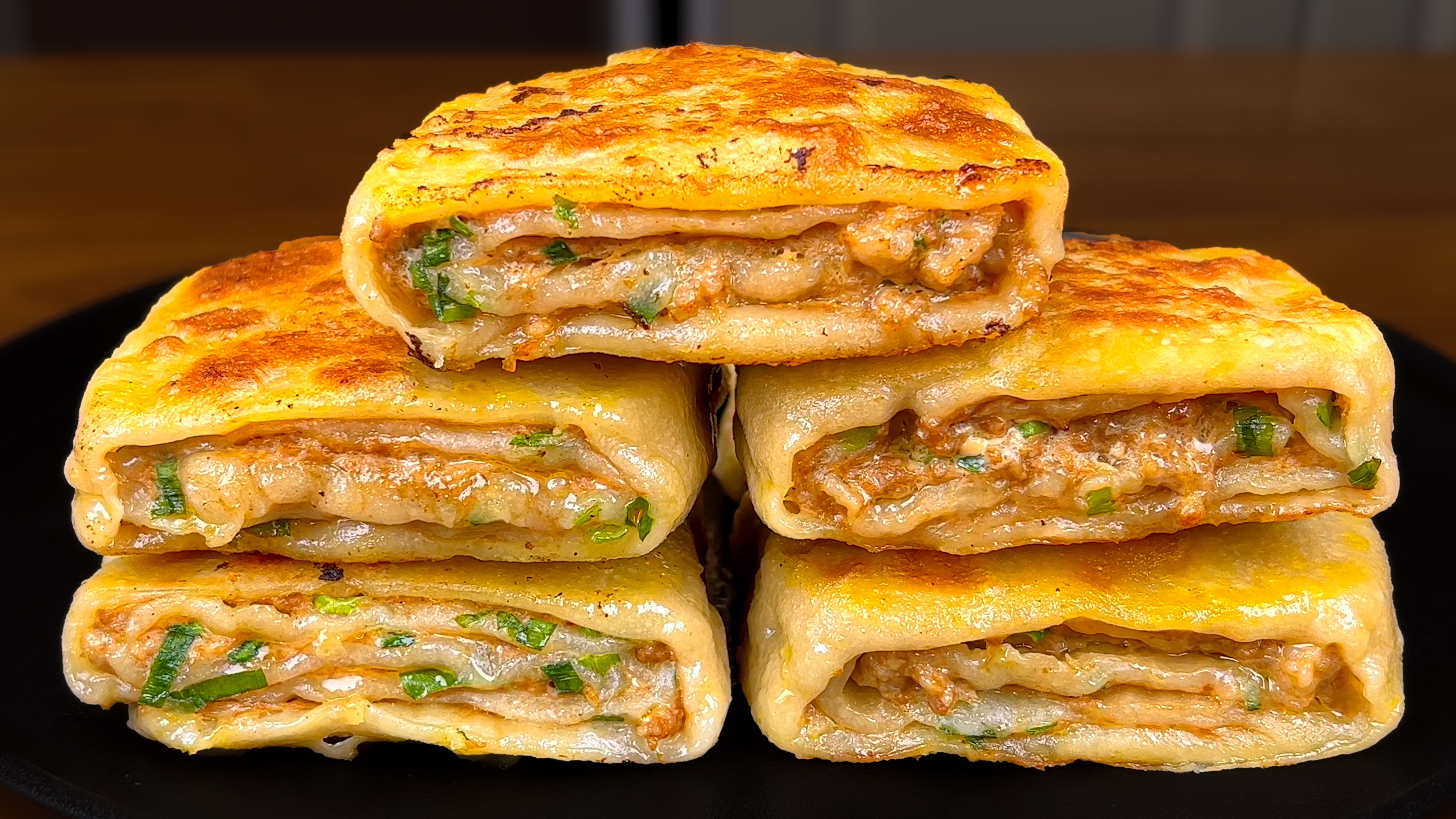 想吃这种肉饼不用排队买了，和面调馅详细讲解，一看就会