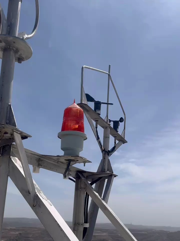 航空障碍灯民航通告中光强b型红色闪光航标助航灯航空高楼警示灯