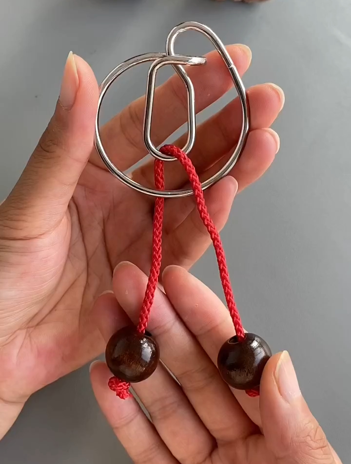 解锁"蜗牛环",很多大人都不会玩,锻炼思维逻辑能力-度小视