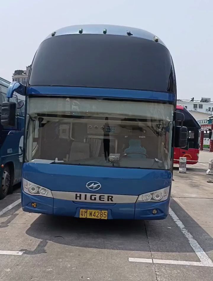 清远市旅游客运双层豪华大巴车55座