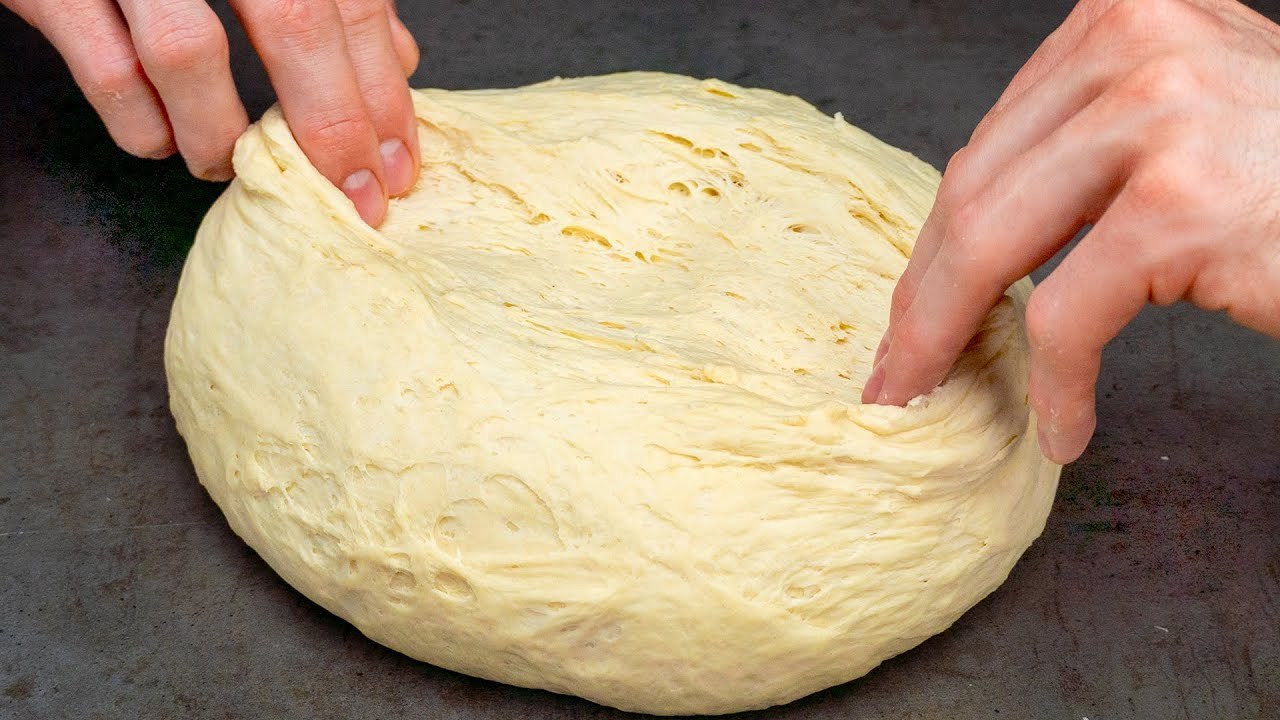 只需将酸奶添加到面粉中,结果就会让您大吃一惊!没有酵母的披萨