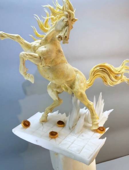 食品雕刻教程,昨晚直播教学的马头装上后的效果-度小视