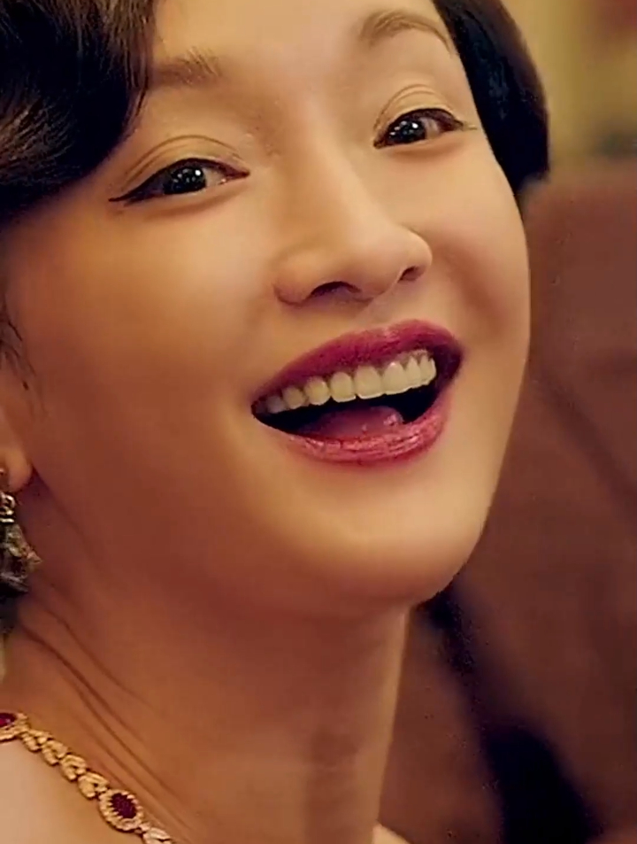 周迅,笑起来真的好治愈啊,爱了