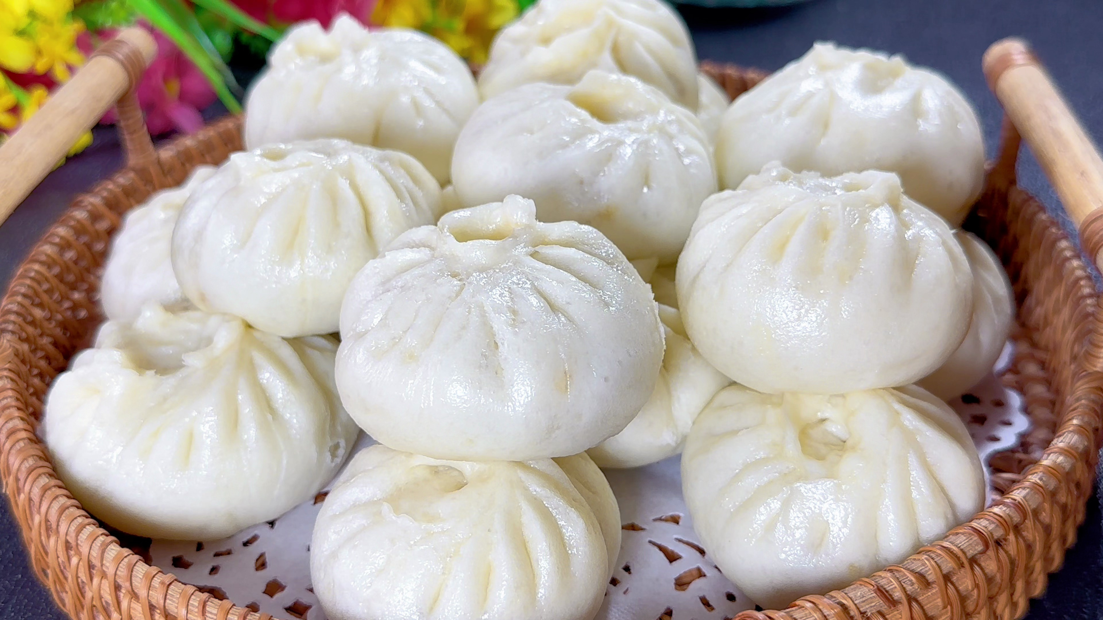 孩子快开学了,想吃小笼包教你在家做,鲜嫩多汁,一口一个真好吃