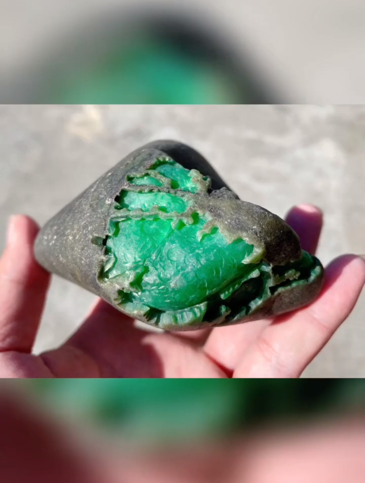 后江戒面色料,大面积开窗肉质细腻,压灯种水十足,色辣有黄味!-度小视