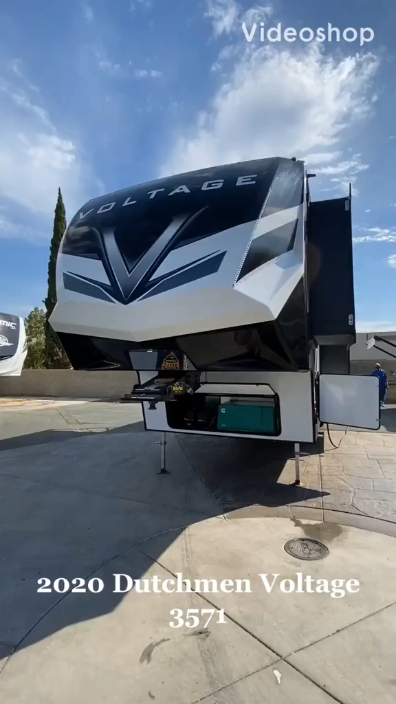 鹅颈拖挂房车拖挂房车进口拖挂