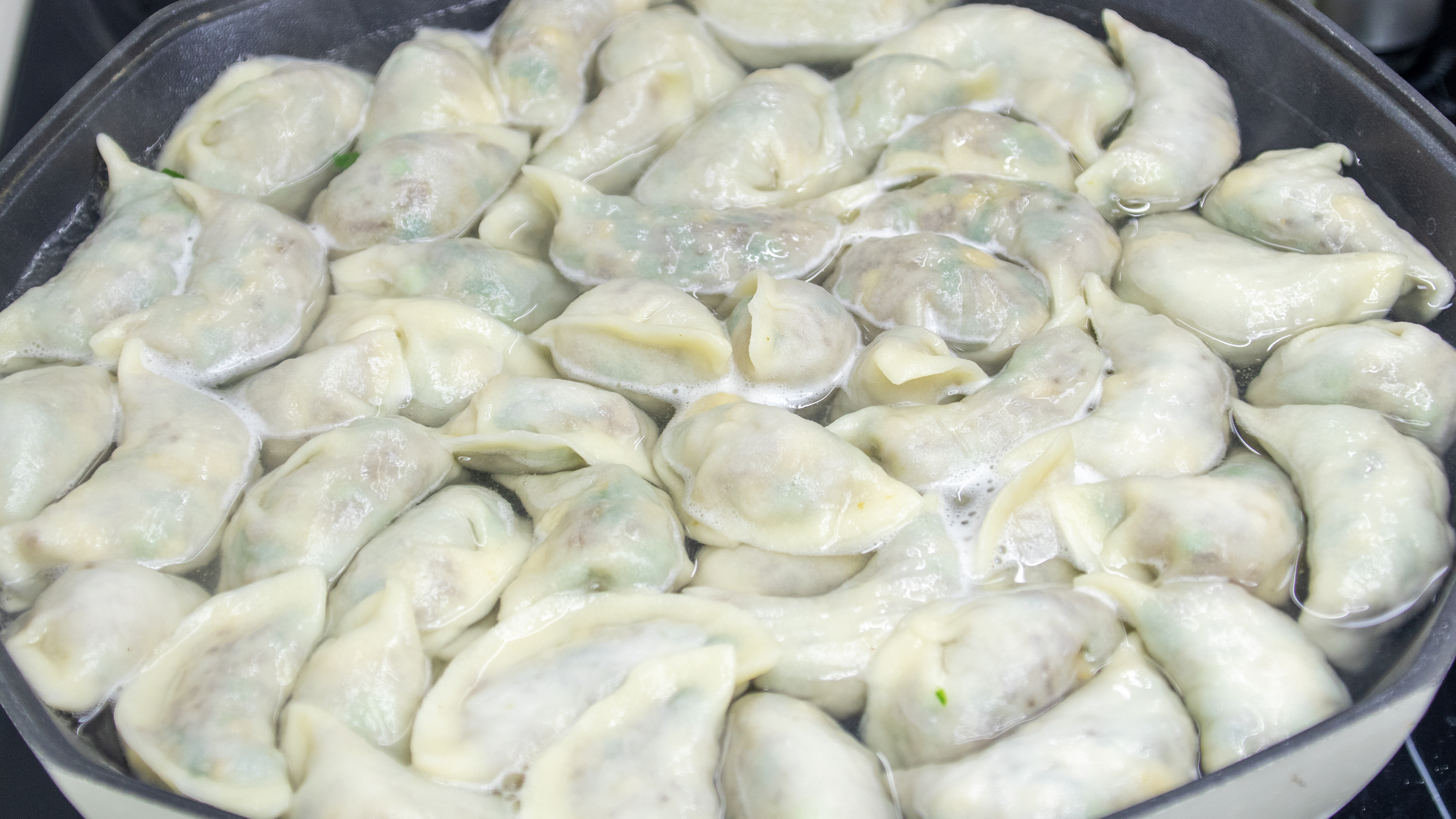 这才是素馅饺子最好吃做法,比肉馅的还好吃,出锅真是太香了