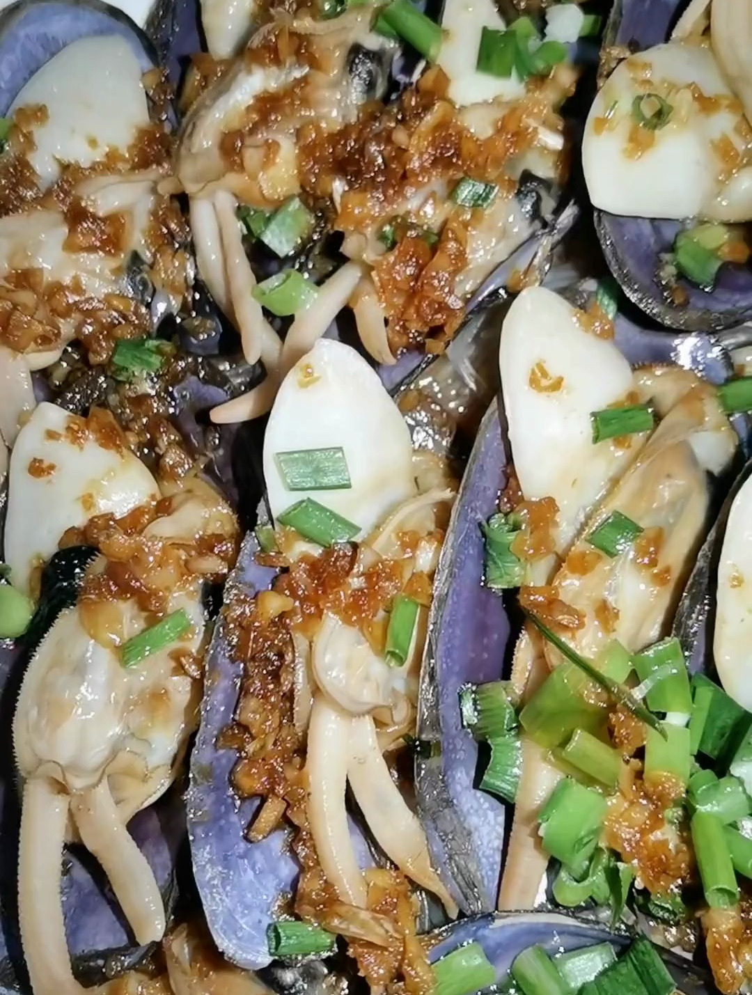 沙螺又名西施舌,这种传统采挖,实属不易 赶海