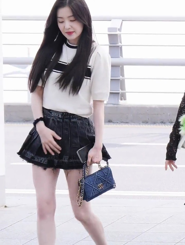 裴珠泫的私服穿搭真美,四代神颜不需多说